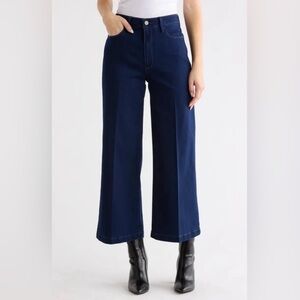 PAIGE Genesee Crop Jeans Size 23